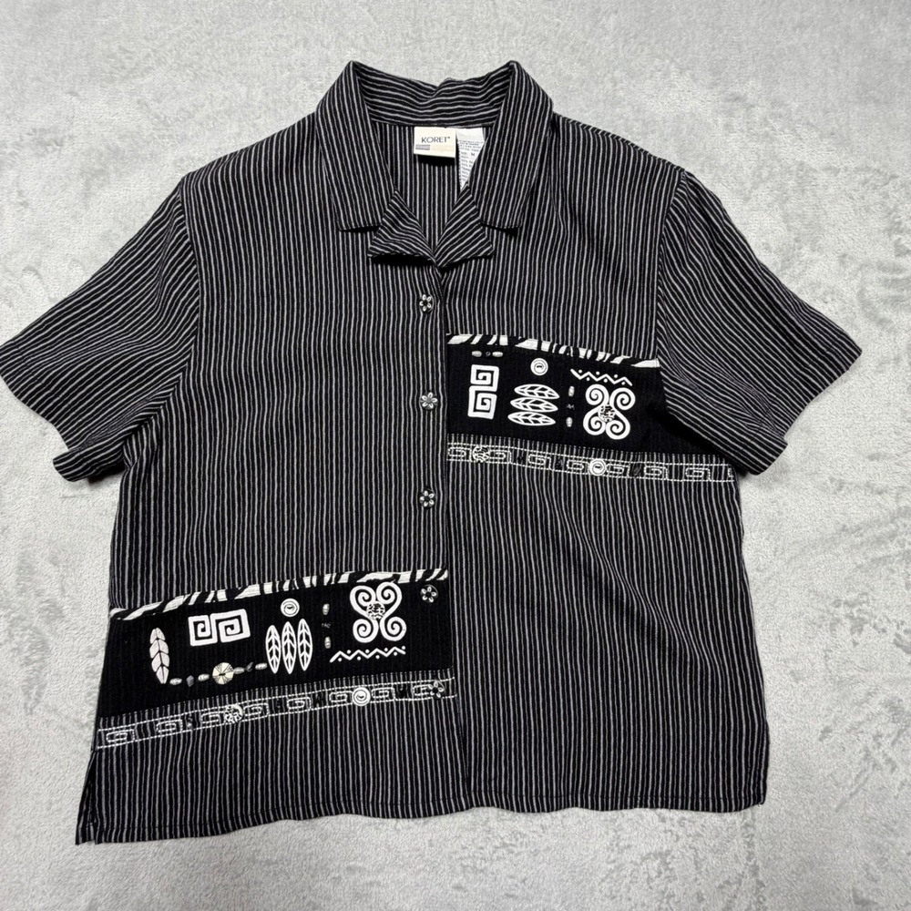 Vintage Koret 90s Tribal Stripe Button Up Shirt Size M Black White Boxy Unique